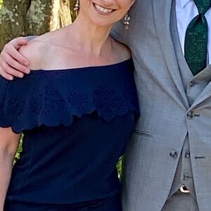 Ann Taylor Navy eyelet off shoulder top PS